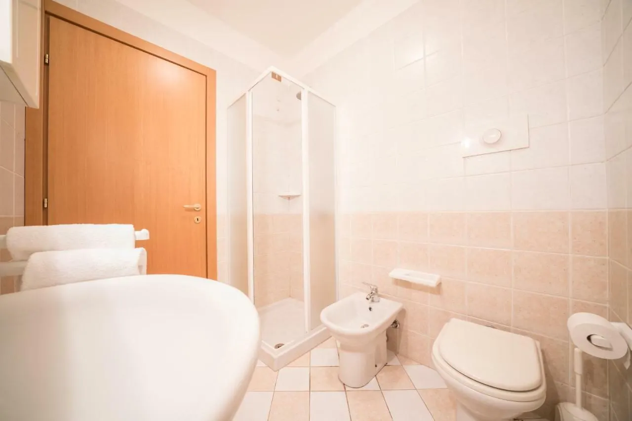 Bright Apartments Desenzano - Cascinale Pool Desenzano del Garda 0*,  Italy